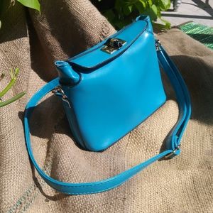Vintage unique vinyl bright blue crossbody bag EUC